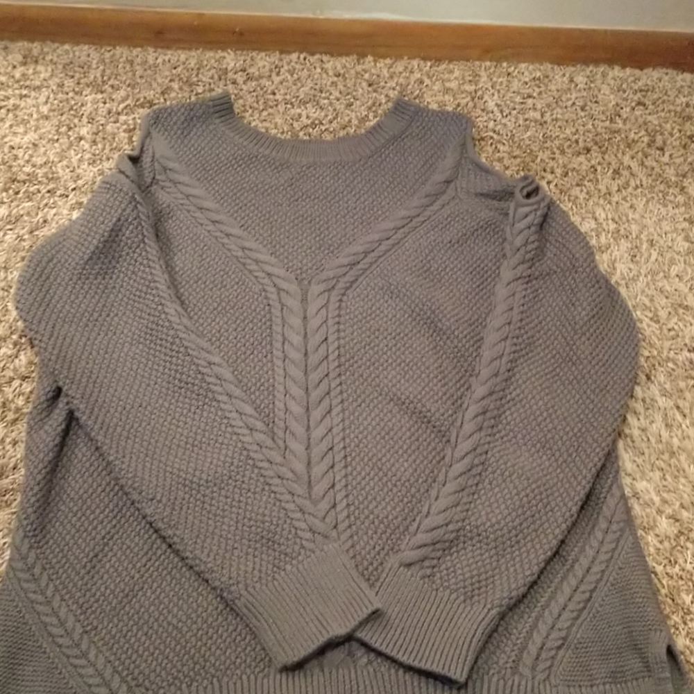 Sweater - Picture 2 of 3